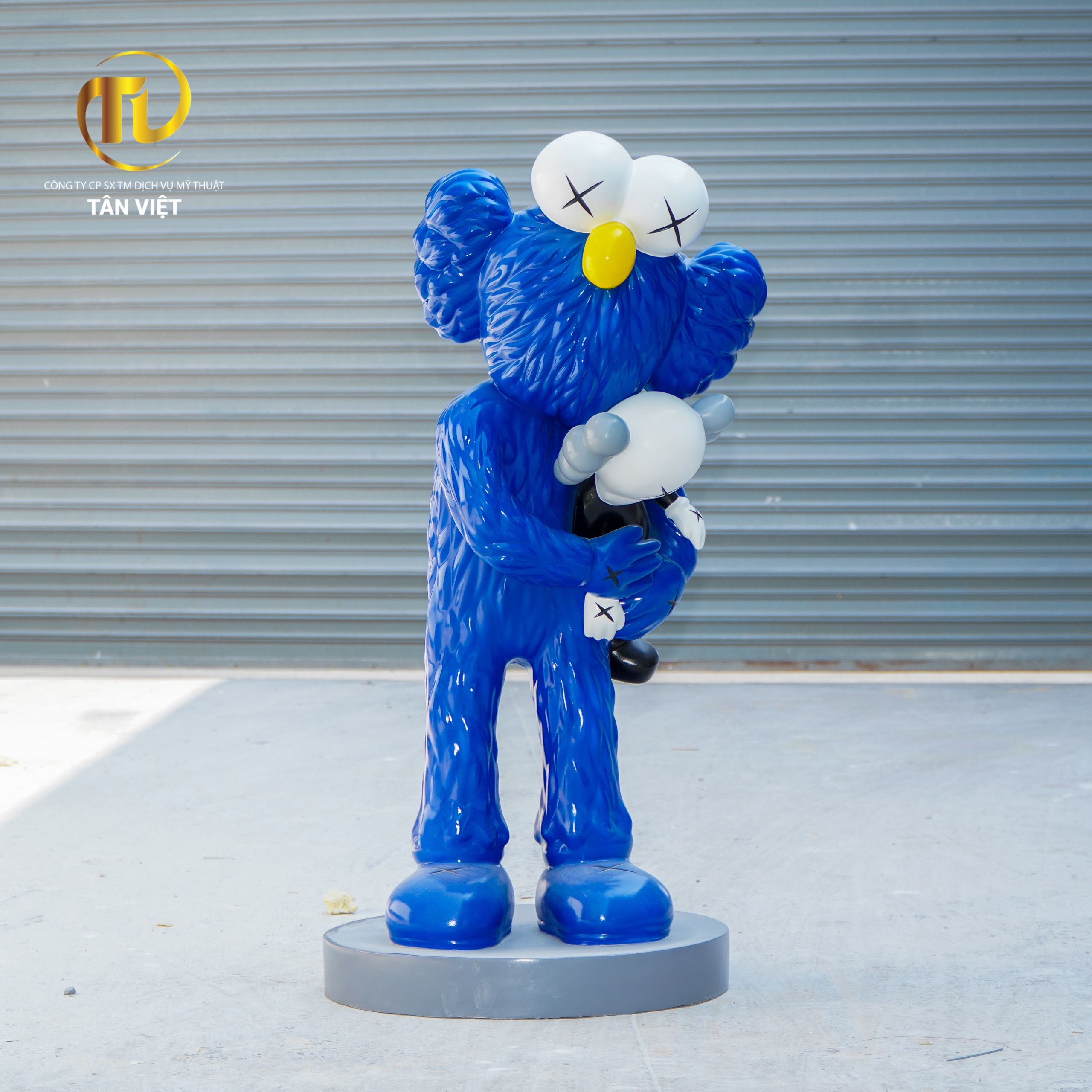 Mô hình Kaws
