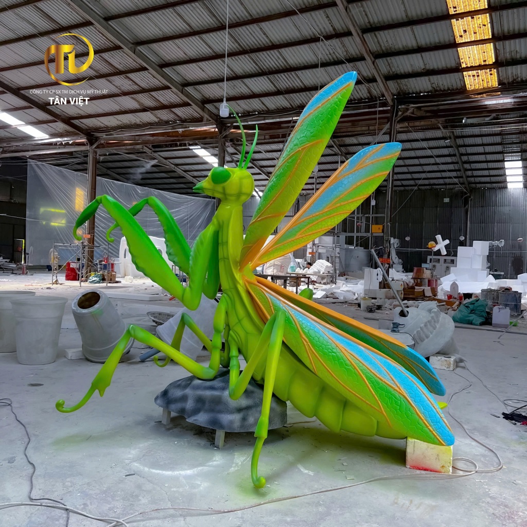 artwork con bọ ngựa